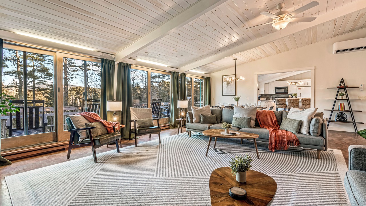 Photo of Livingroom in Mount Desert