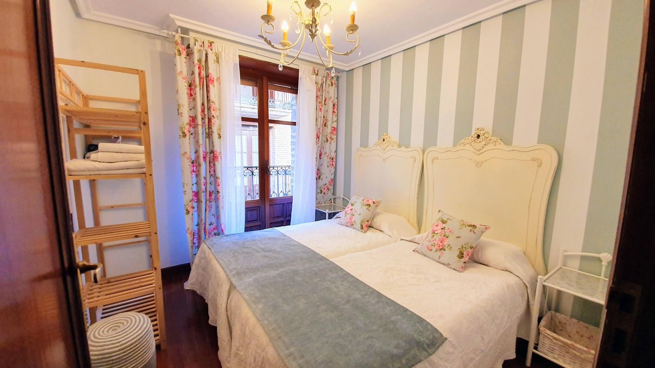 Photo of Bedroom in Laguardia Old Town