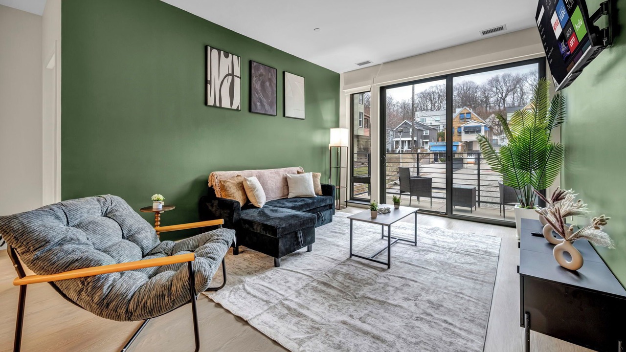 Photo of Livingroom in Little Italy