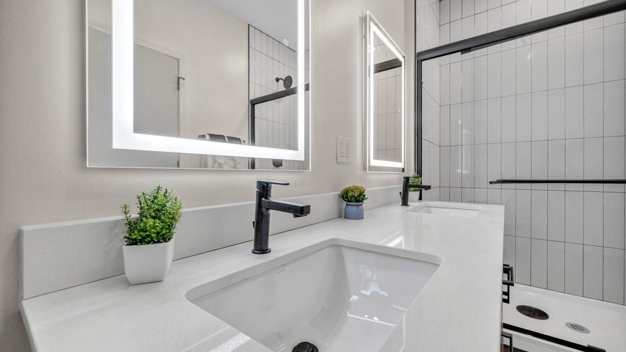 Photo of Bathroom in Little Italy