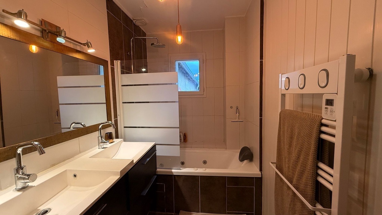 Photo of Bathroom in La Martelle