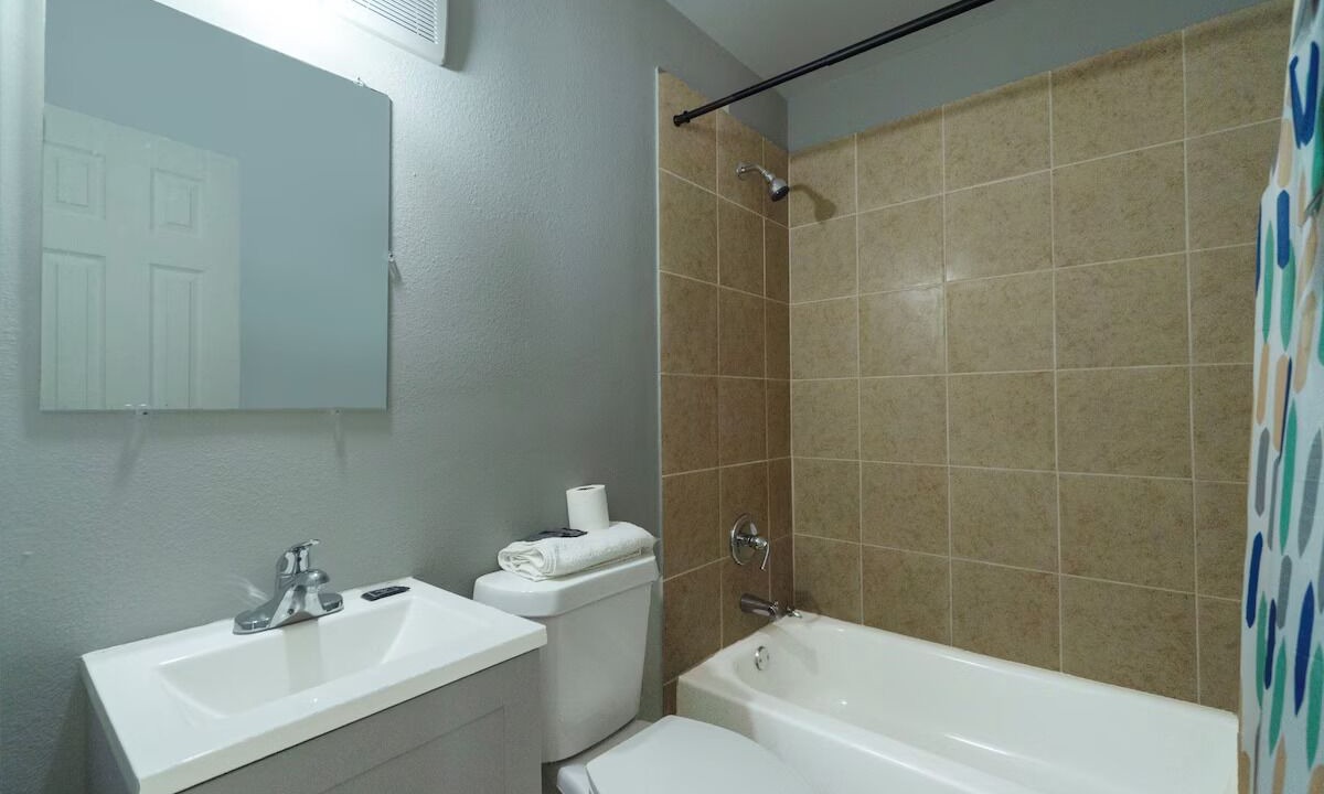 Photo of Bathroom in Clute