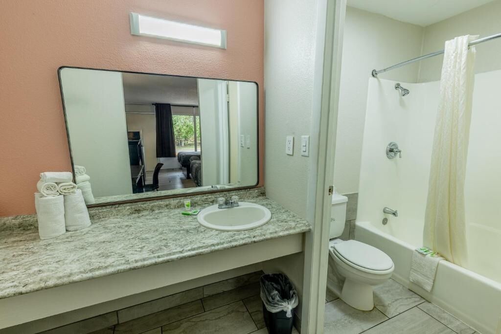 Photo of Bathroom in Beeville