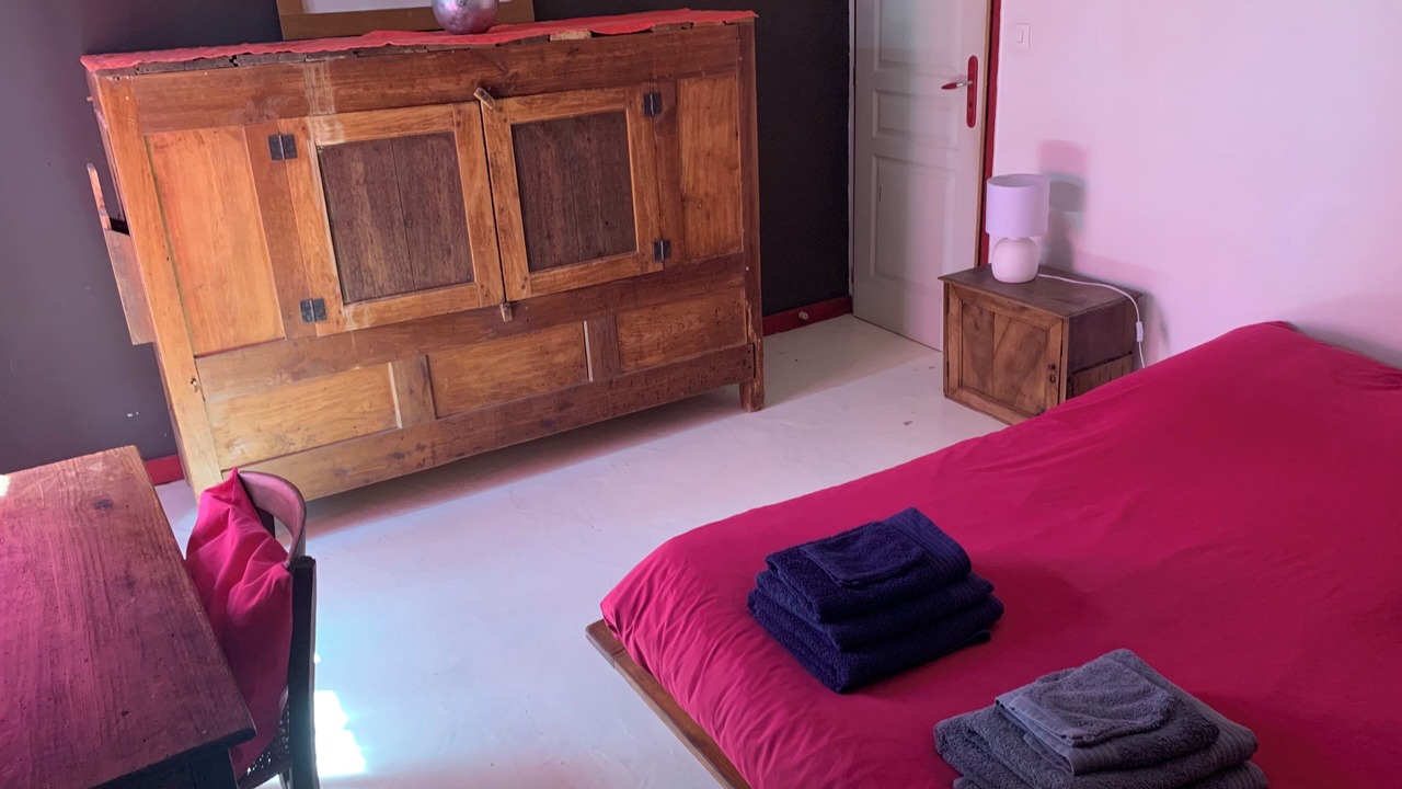Photo of Bedroom in Denat
