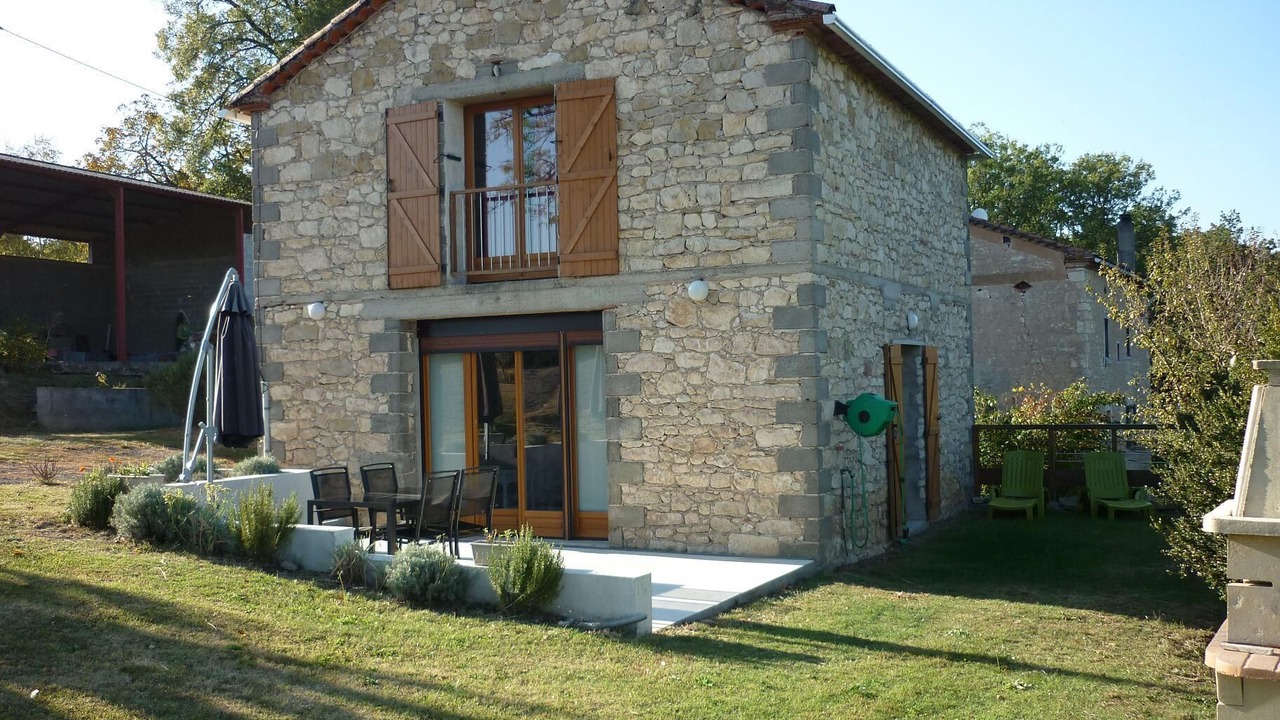 Photo of Patio Balcony in Denat