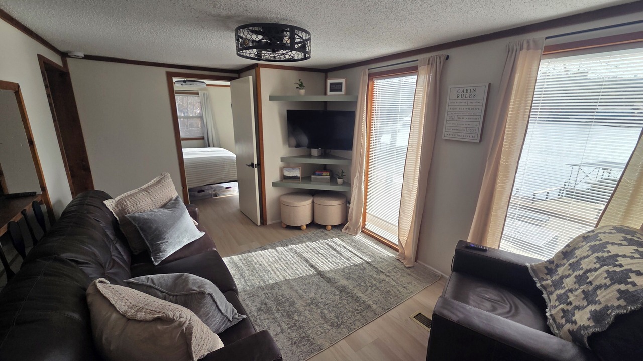 Photo of Bedroom in Sunrise Beach