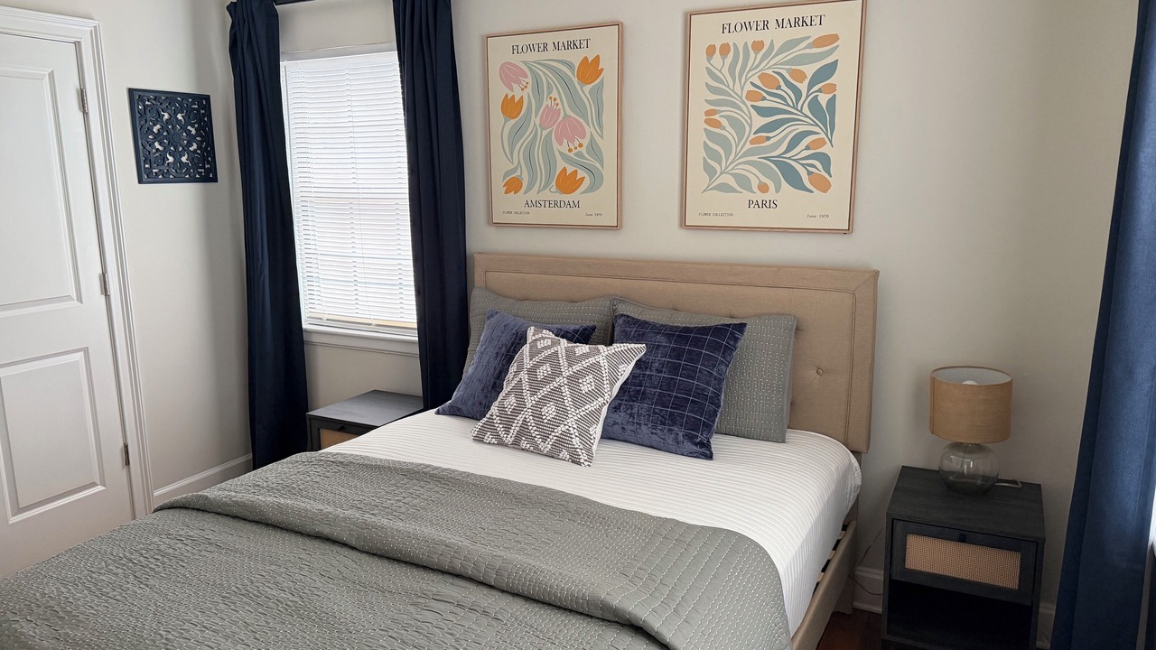 Photo of Bedroom in Forest Hills