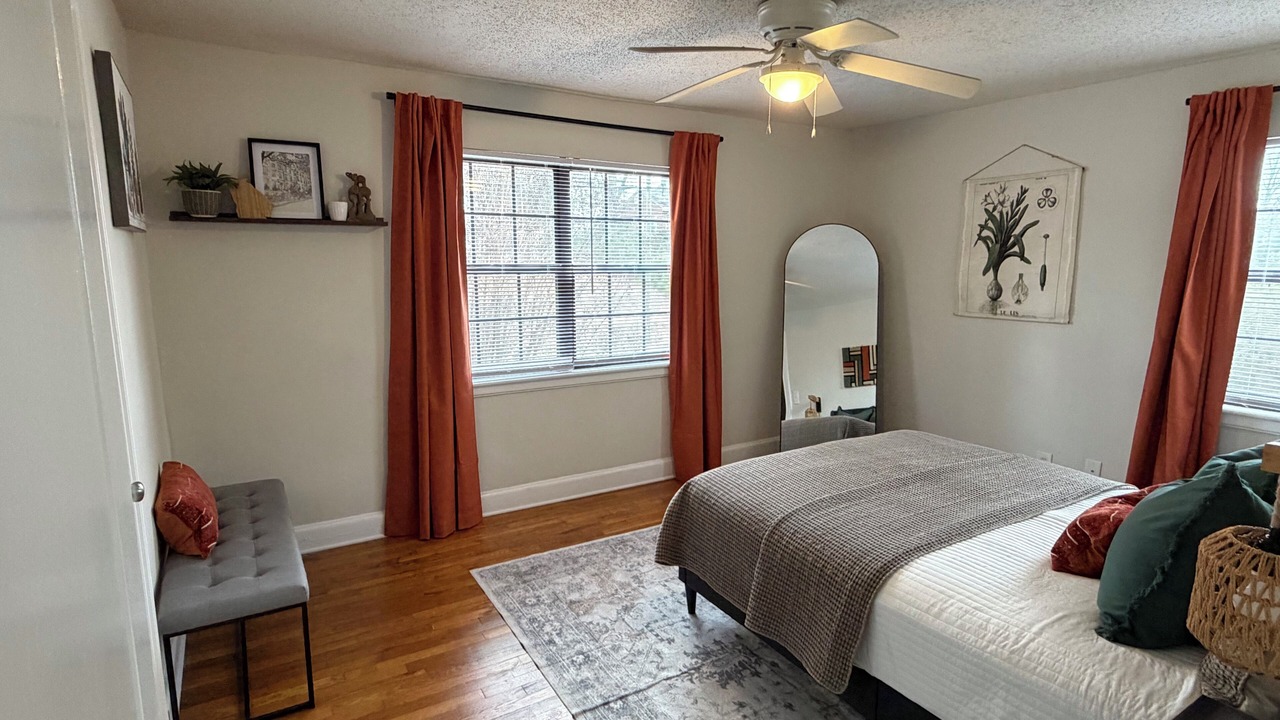 Photo of Bedroom in Forest Hills