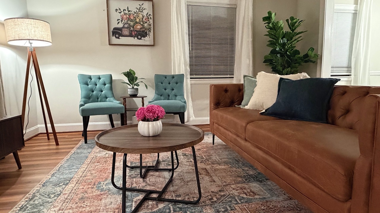 Photo of Livingroom in Forest Hills