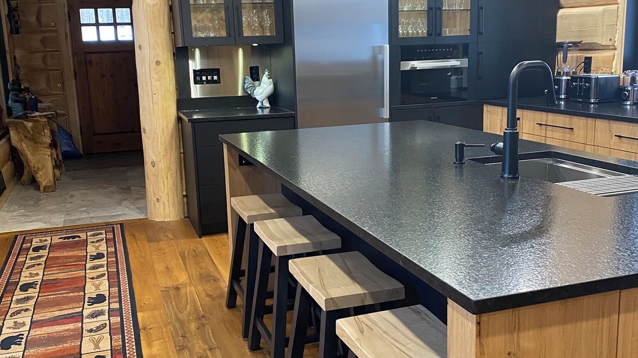Photo of Kitchen in Central Frontenac