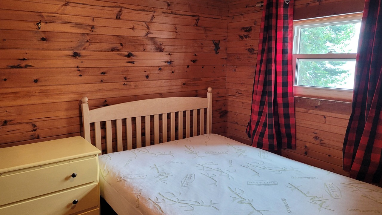 Photo of Bedroom in Lake St. Peter