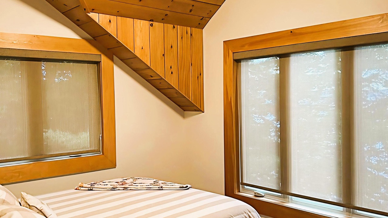 Photo of Bedroom in Utterson