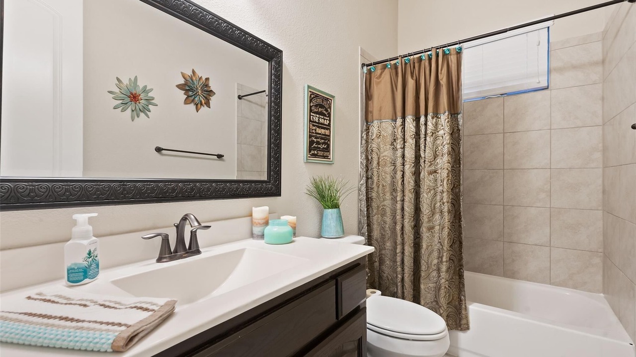 Photo of Bathroom in Johnson County