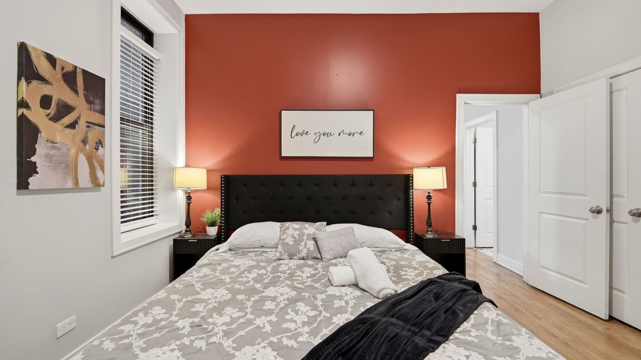 Photo of Bedroom in Heart of Chicago