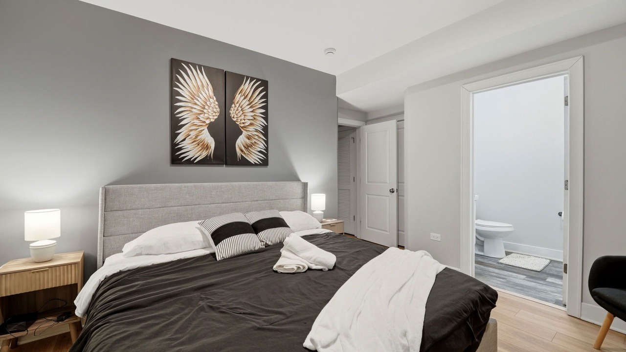Photo of Bedroom in Heart of Chicago