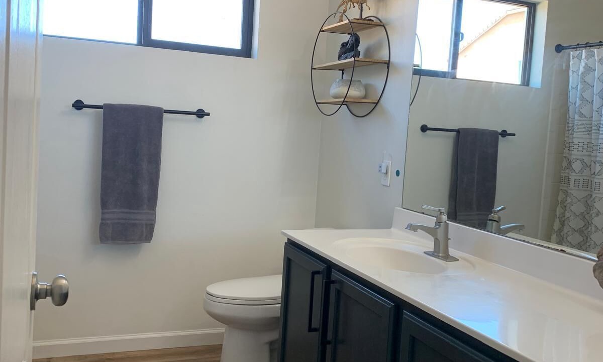 Photo of Bathroom in Cortaro