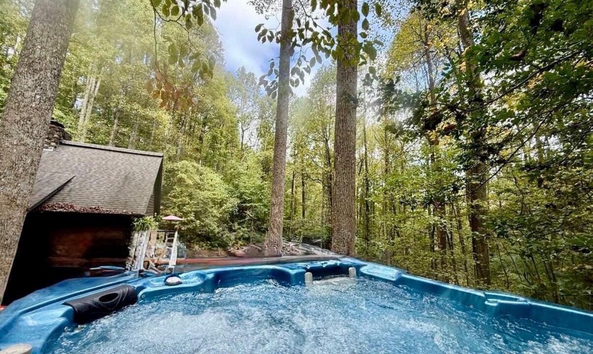 Photo of Outdoor in Saluda