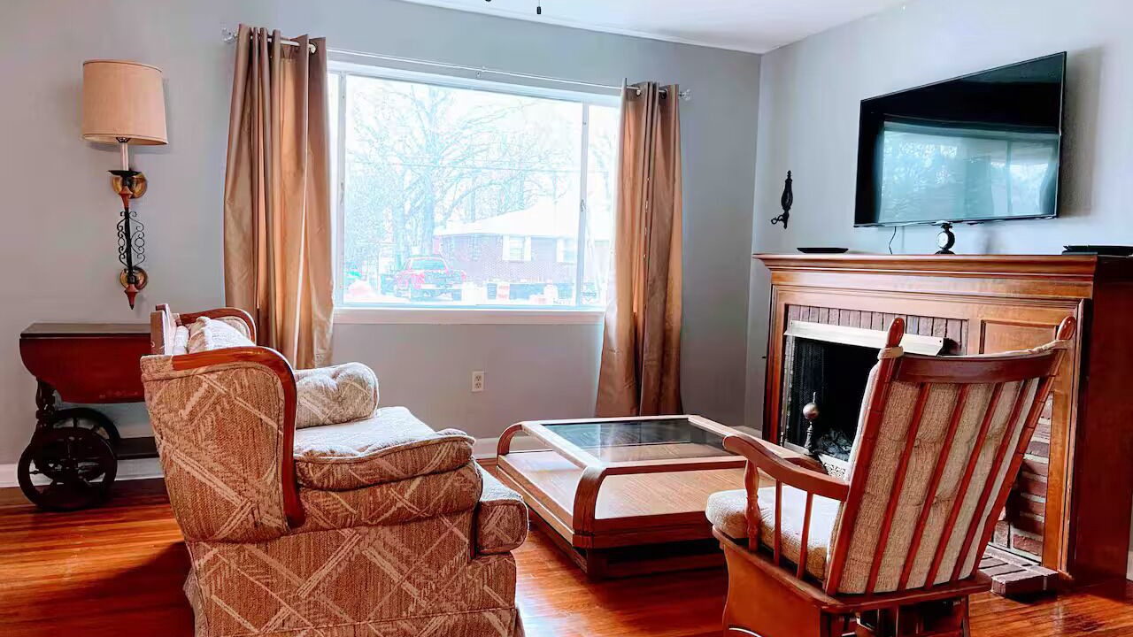 Photo of Livingroom in Sherwood