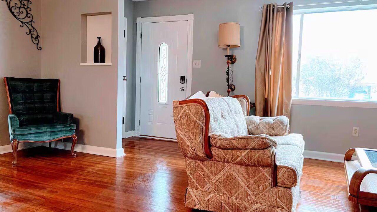Photo of Livingroom in Sherwood