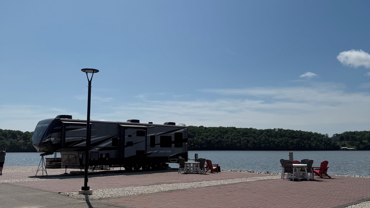 Photo of Others in Lake of the Ozarks