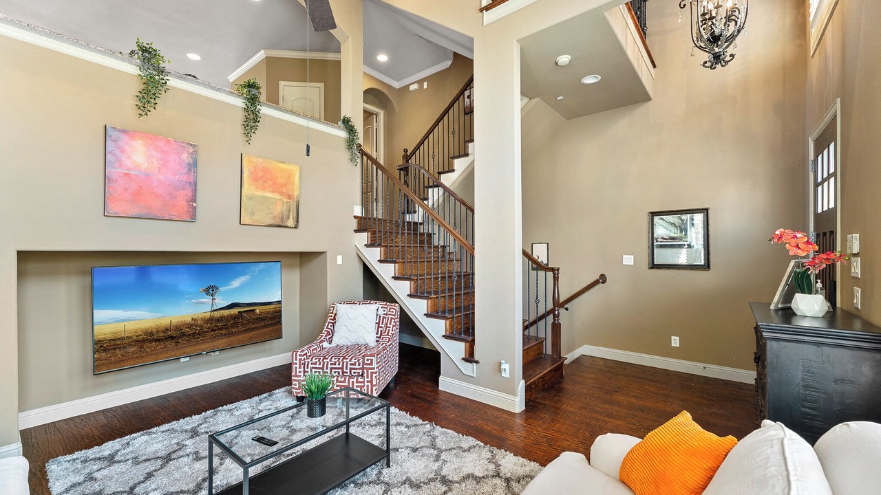 Photo of Livingroom in Legacy Park