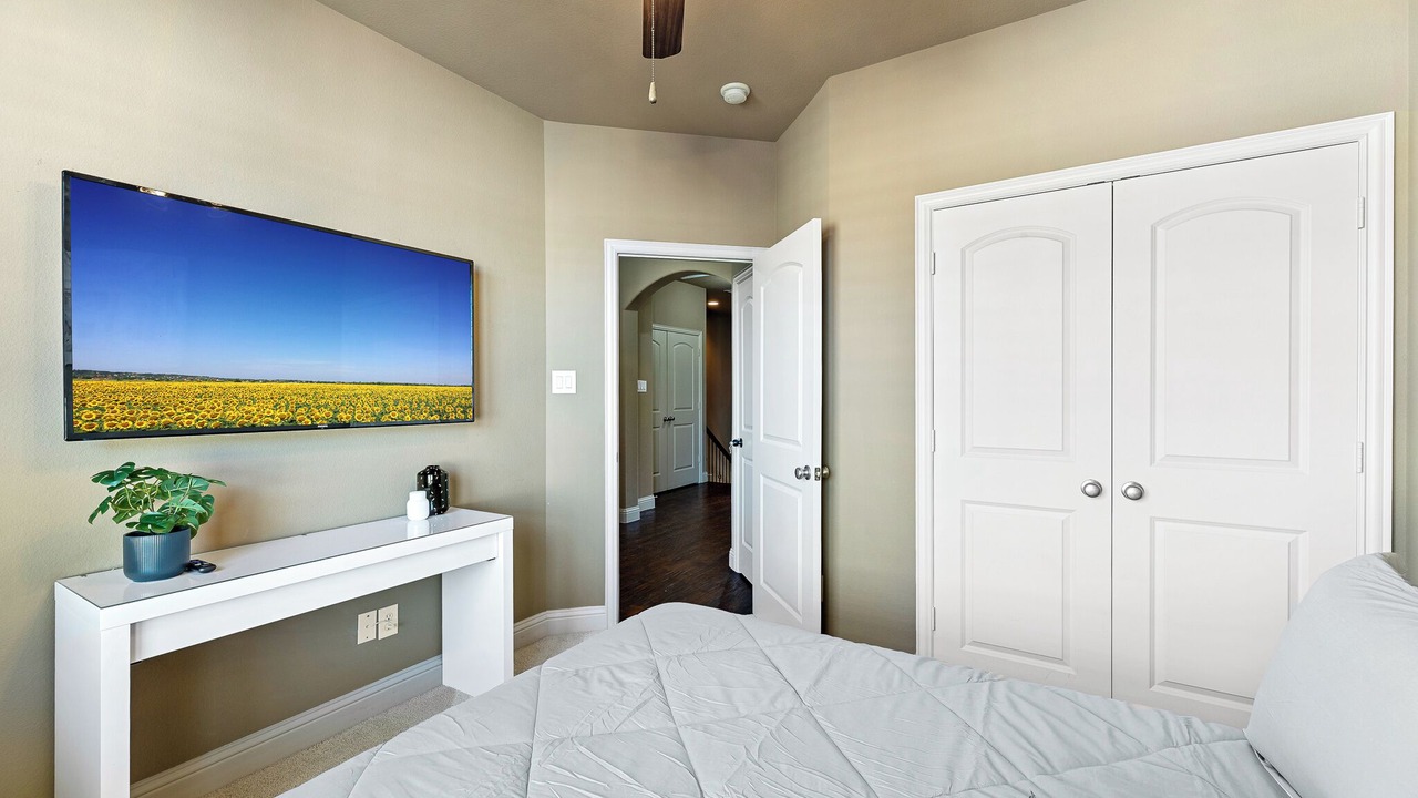Photo of Bedroom in Legacy Park