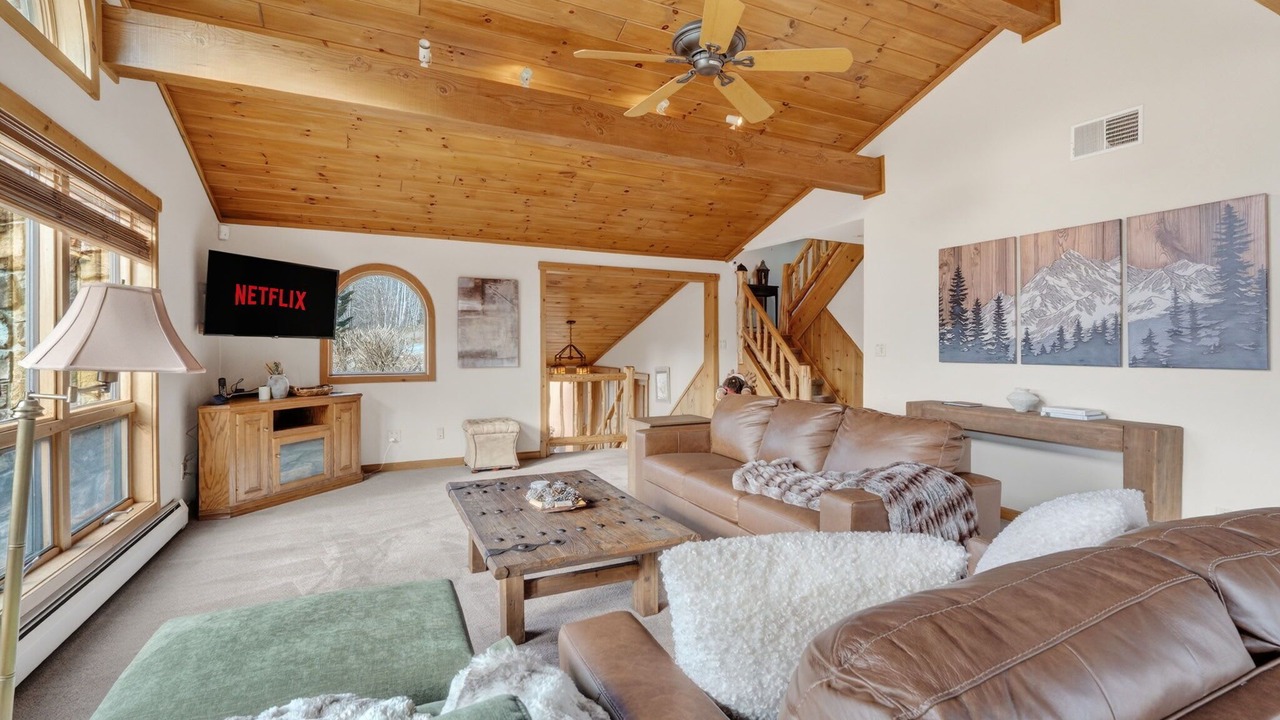 Photo of Livingroom in Maplecrest