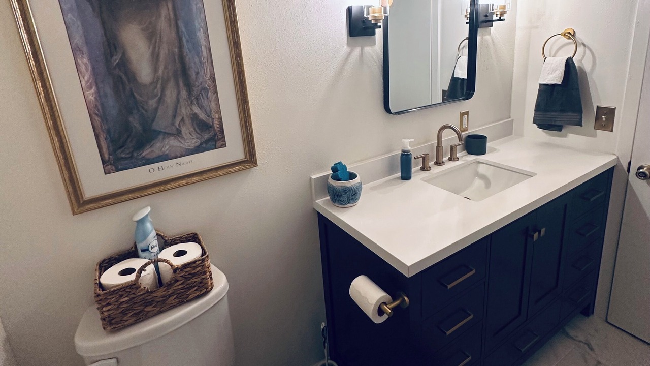 Photo of Bathroom in Carmine