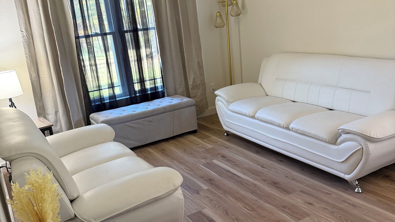 Photo of Livingroom in Waynesville