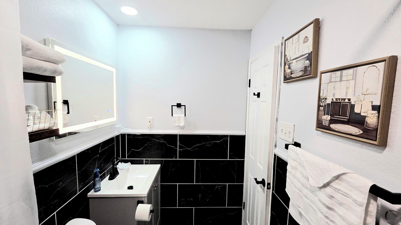 Photo of Bathroom in Grand Prairie