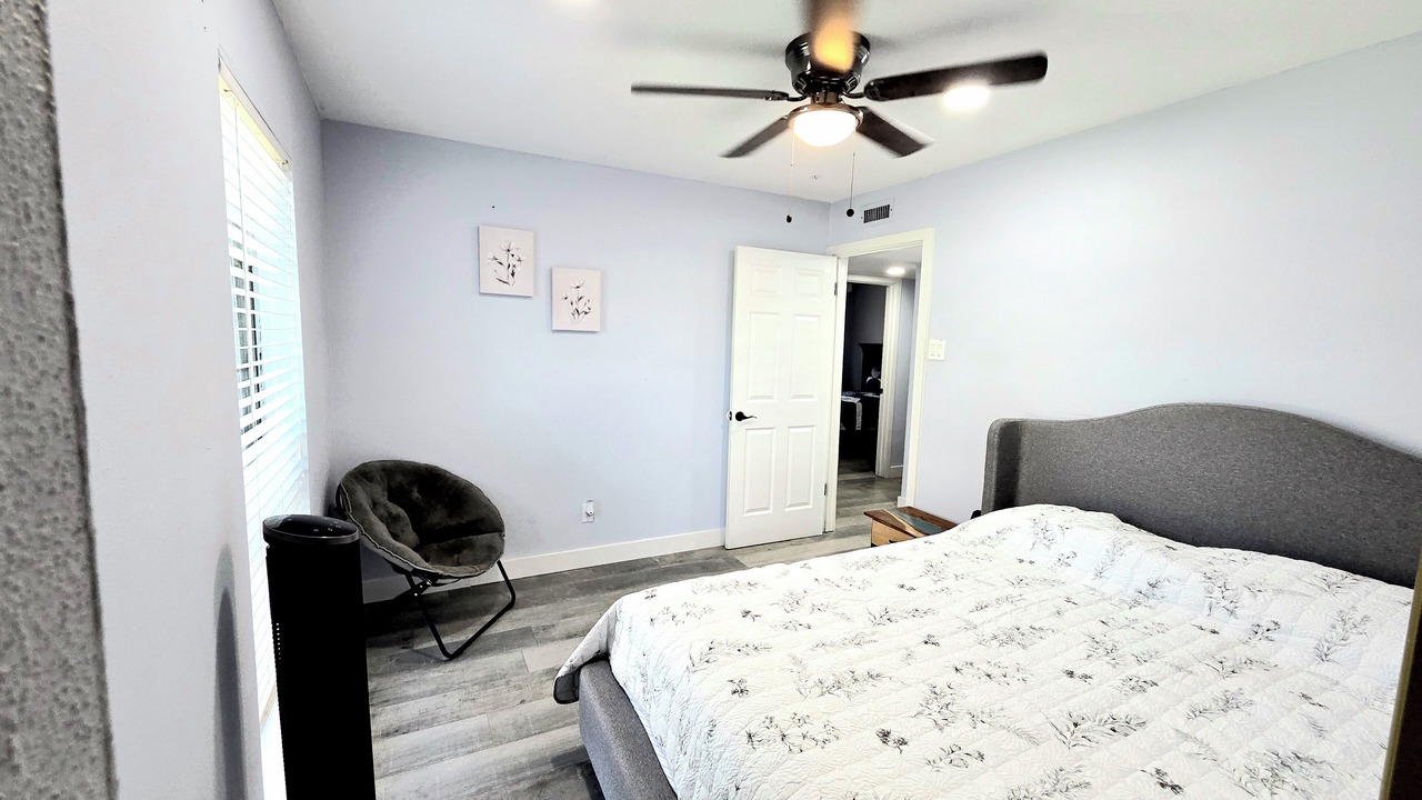 Photo of Bedroom in Grand Prairie
