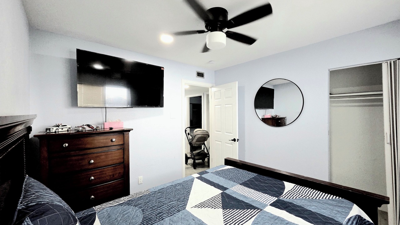 Photo of Bedroom in Grand Prairie