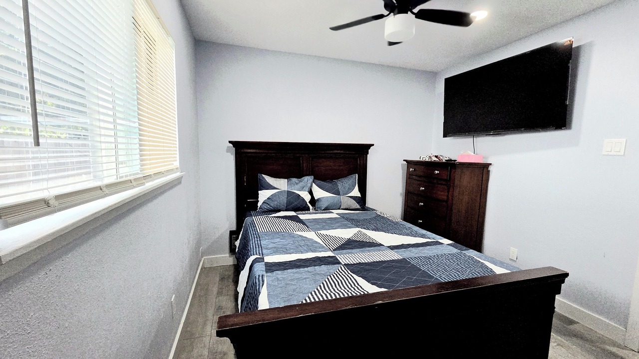 Photo of Bedroom in Grand Prairie