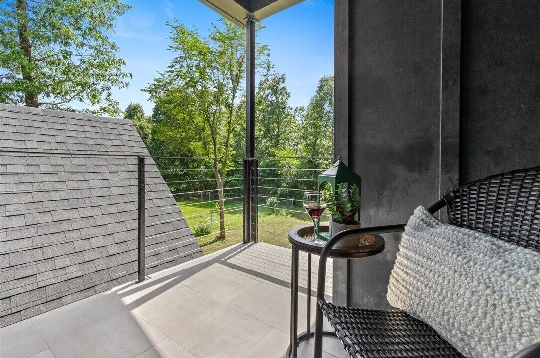 Photo of Patio Balcony in Bella Vista