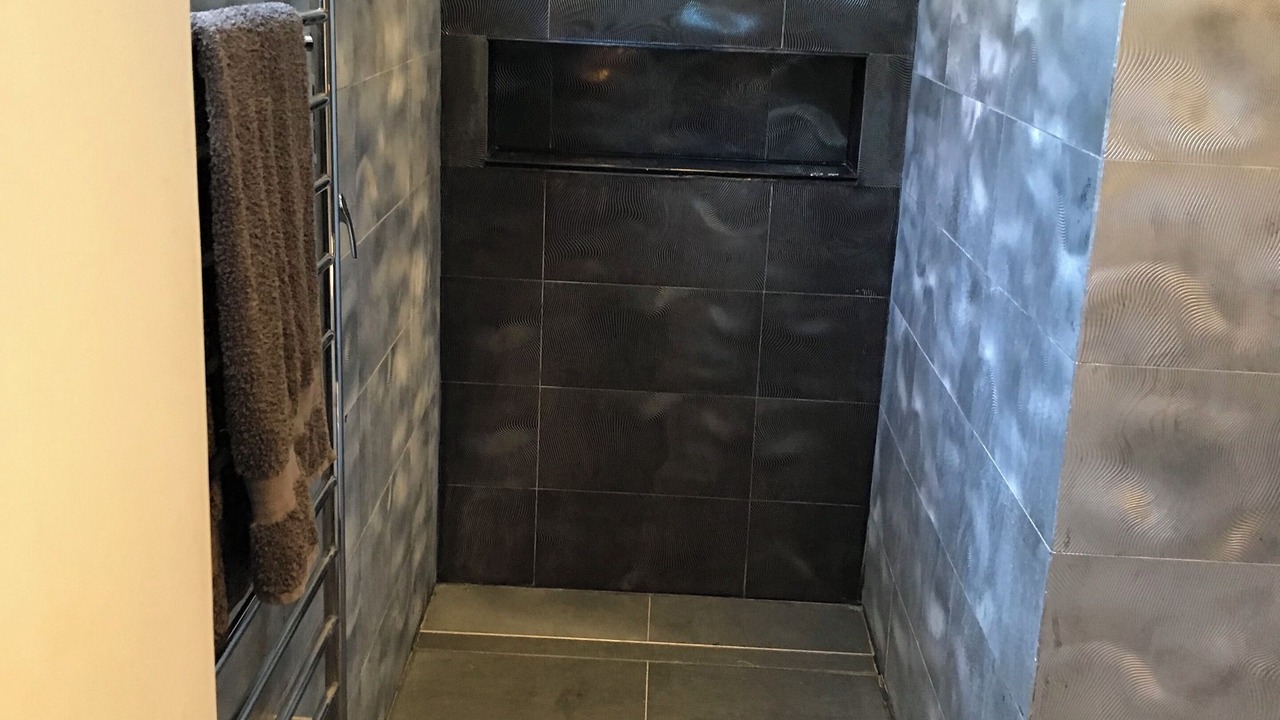 Photo of Bathroom in Avalon Beach