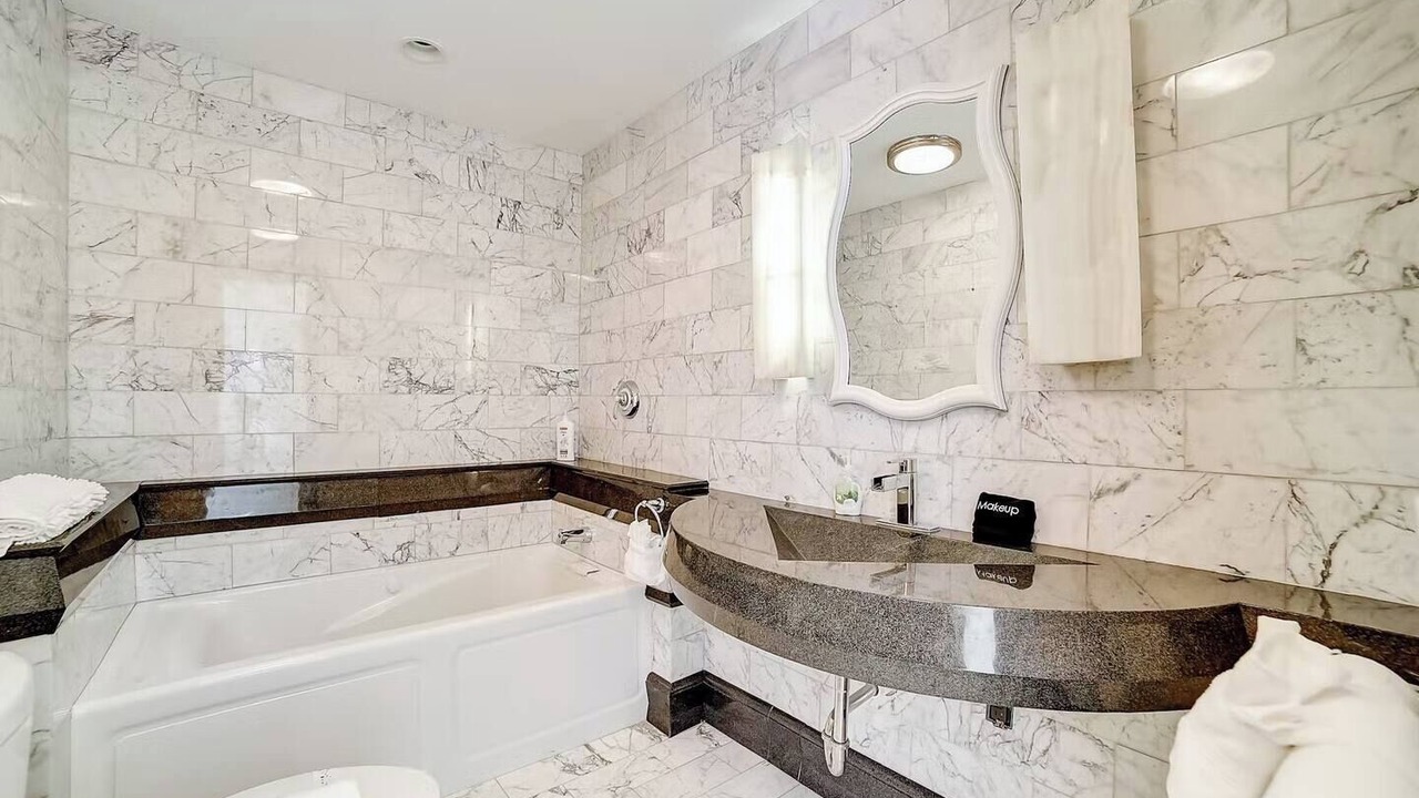 Photo of Bathroom in Blanco