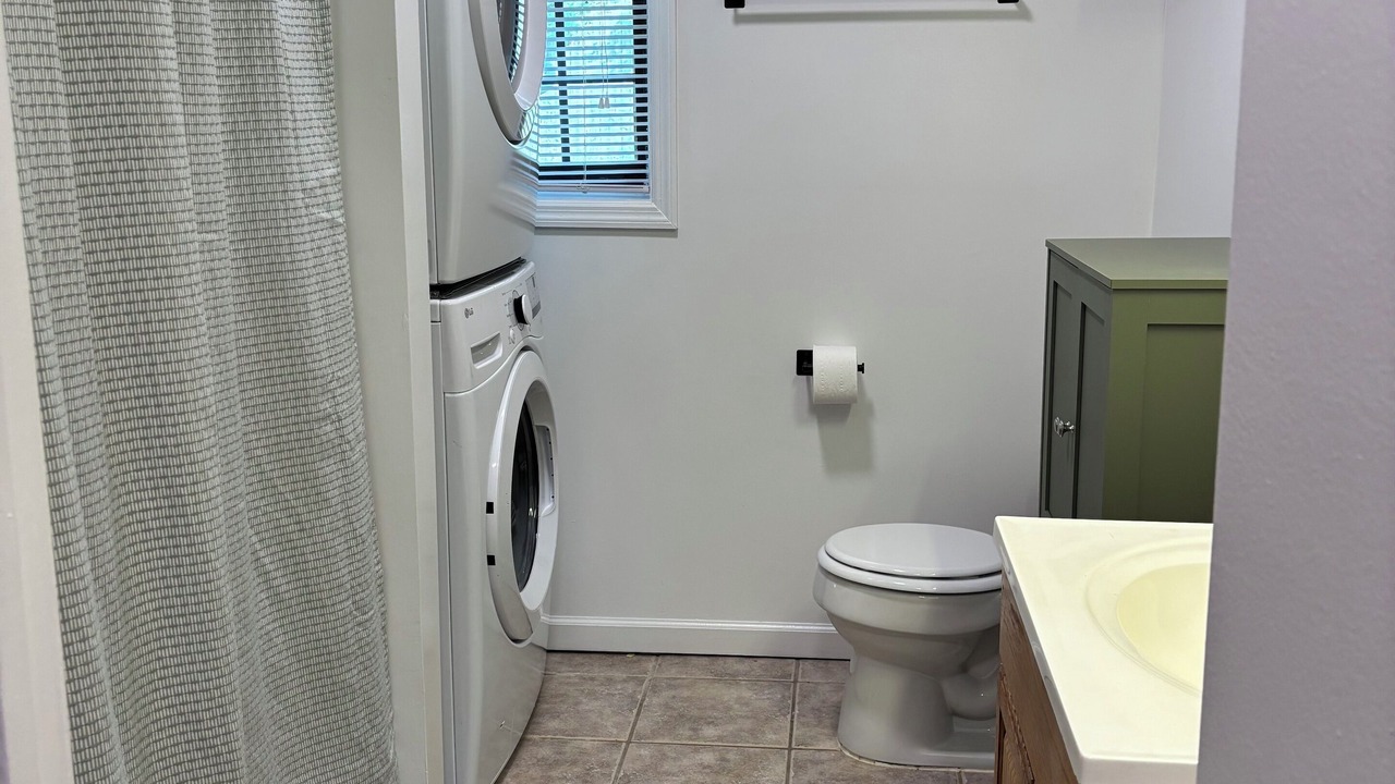 Photo of Bathroom in Forest Hills