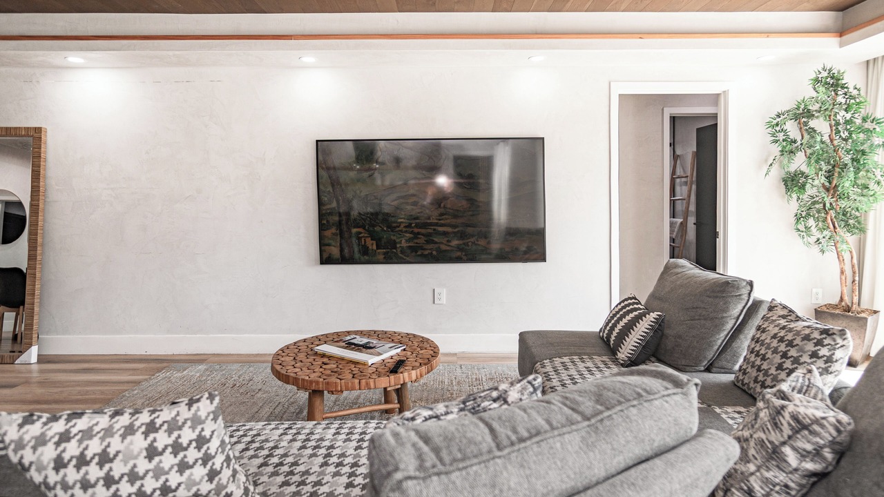 Photo of Livingroom in Burbank