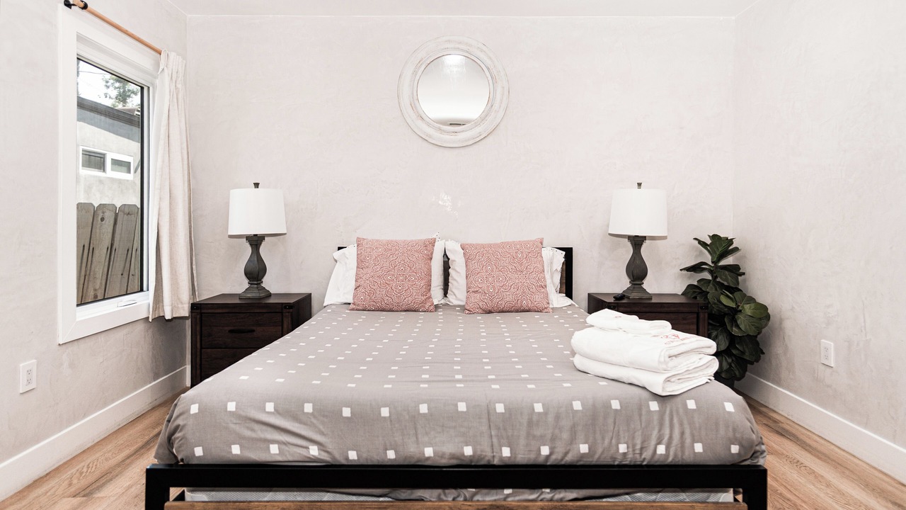 Photo of Bedroom in Burbank