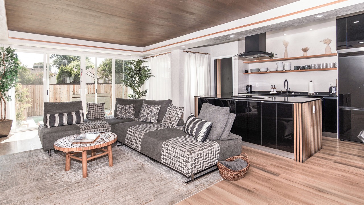 Photo of Livingroom in Burbank