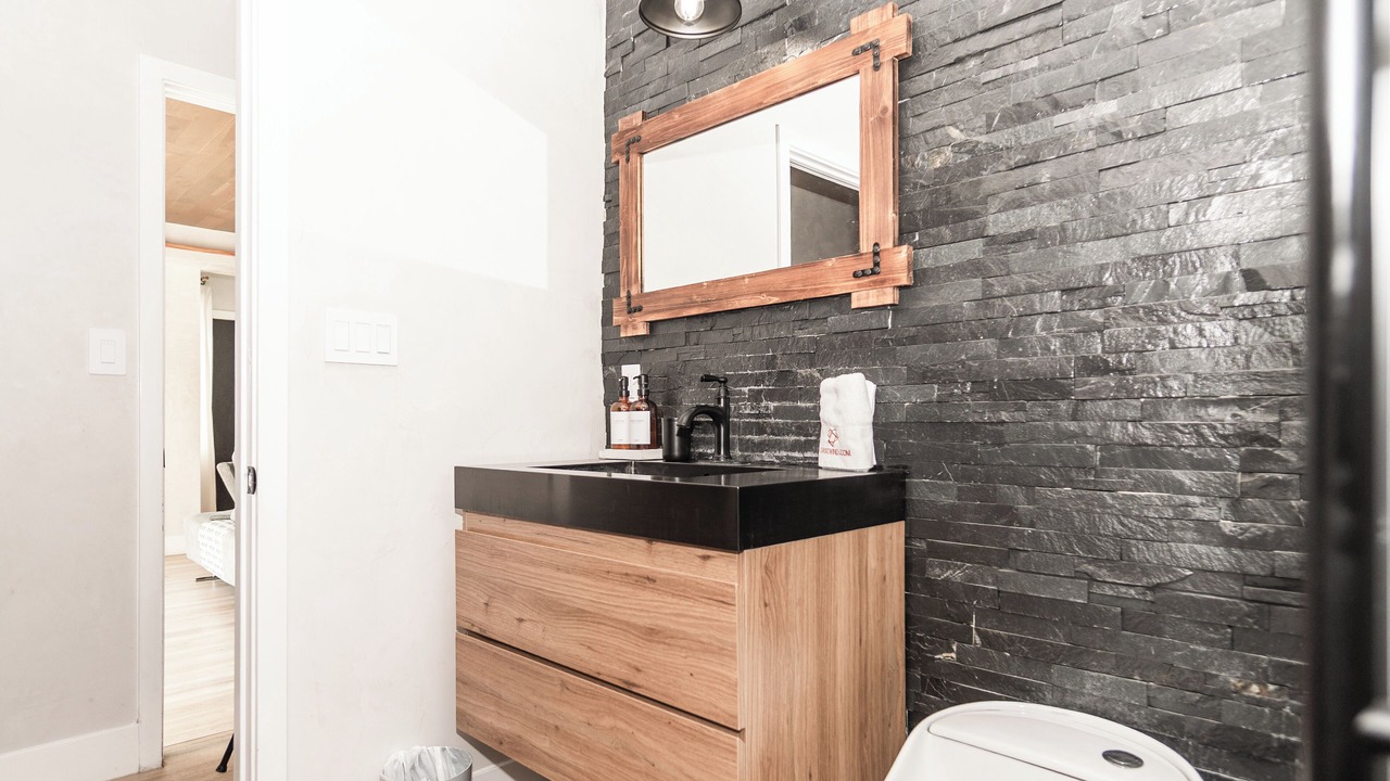 Photo of Bathroom in Burbank