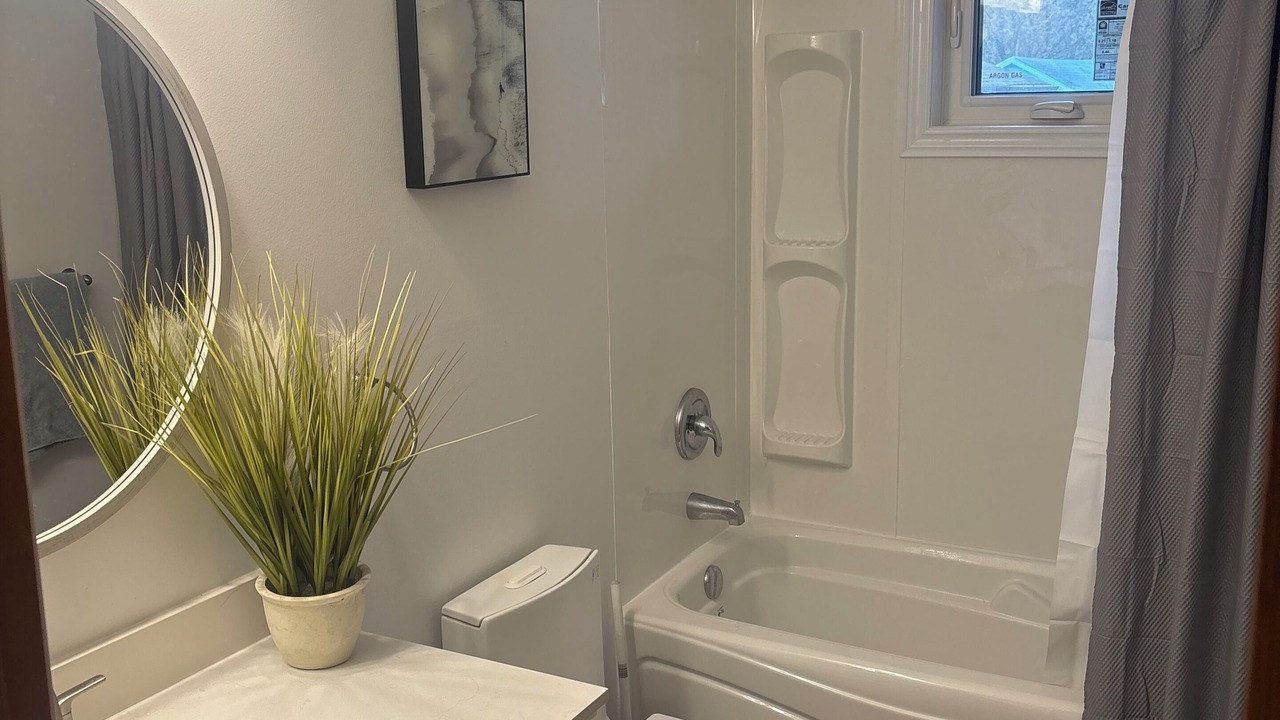 Photo of Bathroom in Gimli