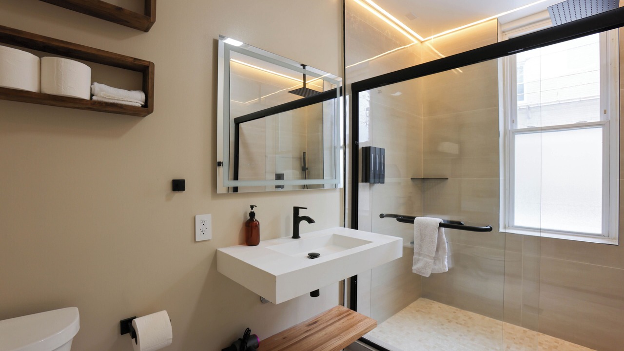 Photo of Bathroom in Dupont Circle