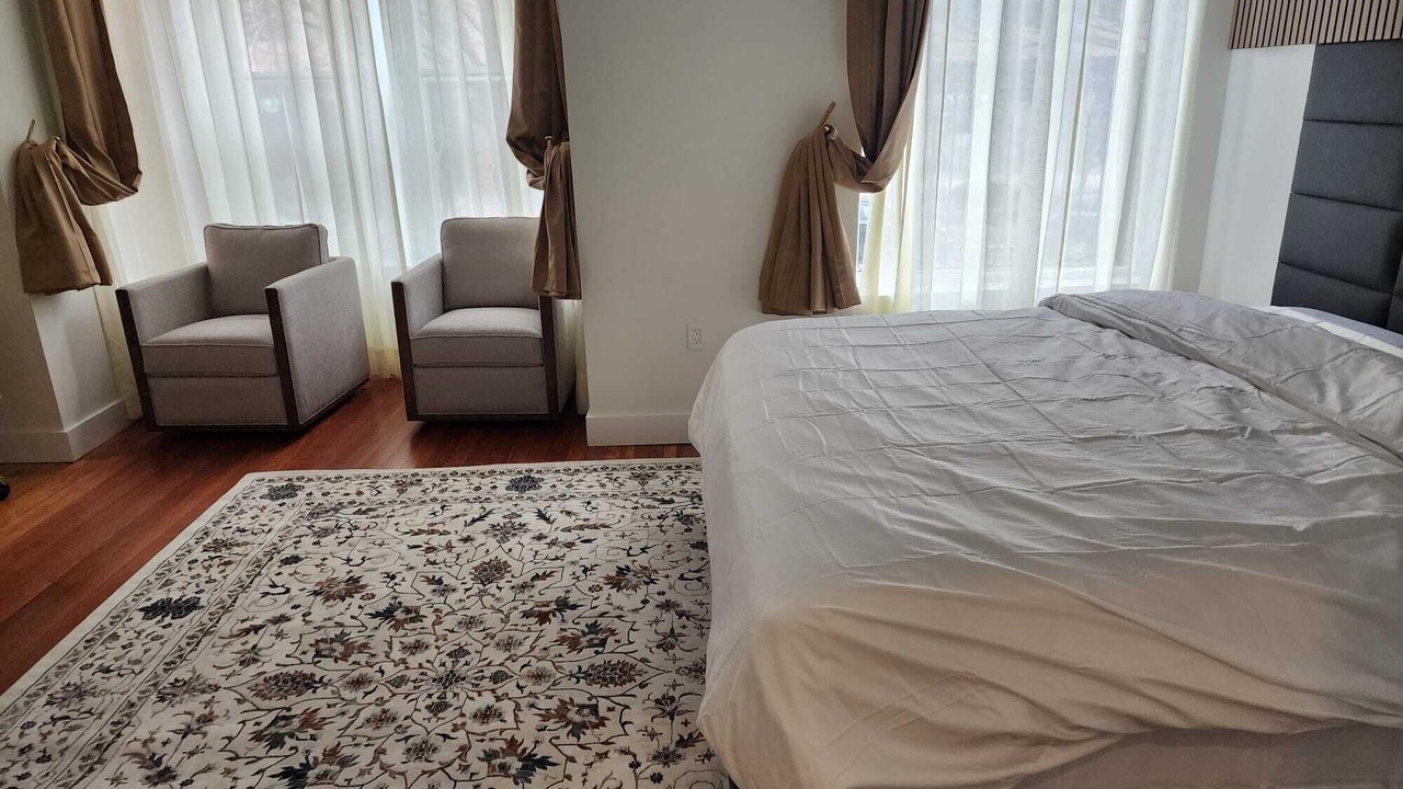 Photo of Bedroom in Dupont Circle