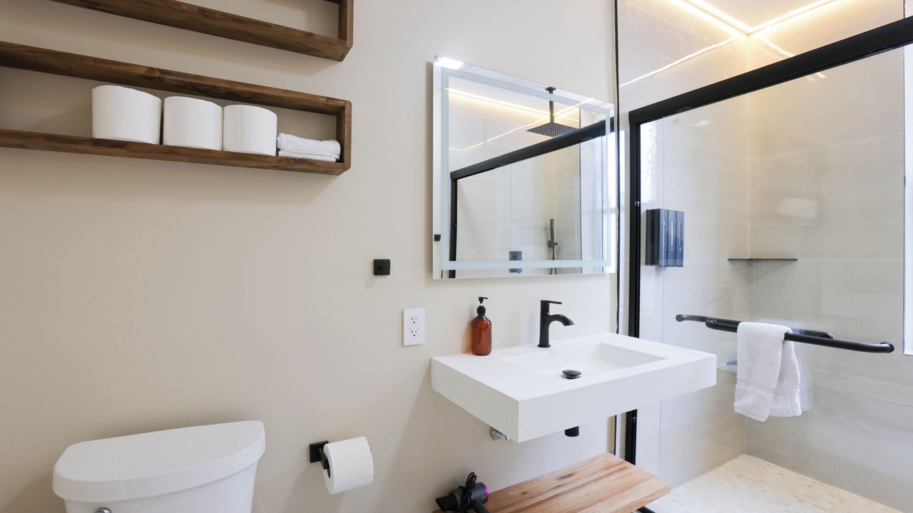 Photo of Bathroom in Dupont Circle