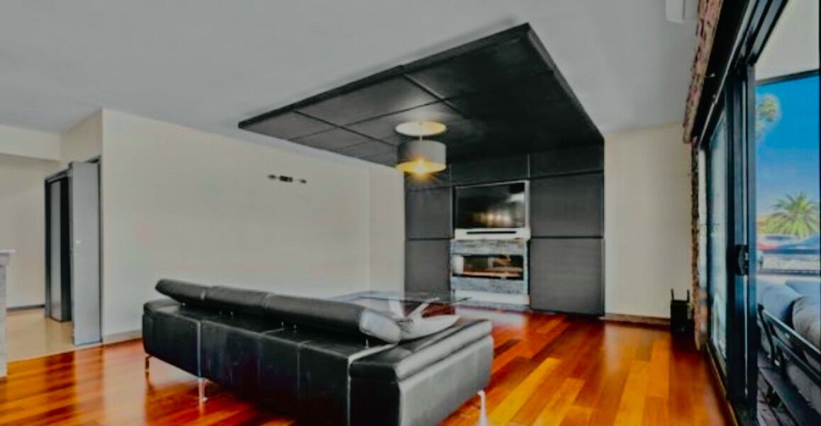 Photo of Livingroom in Patterson Lakes