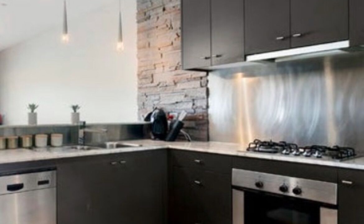 Photo of Kitchen in Patterson Lakes