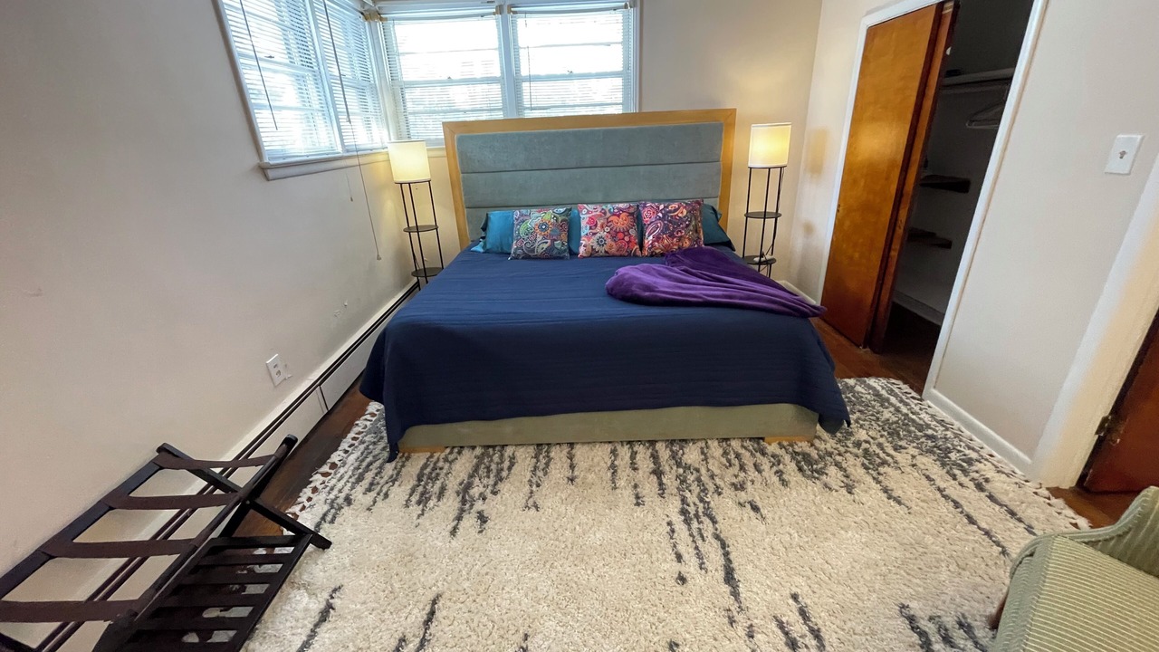 Photo of Bedroom in Langhorne Manor