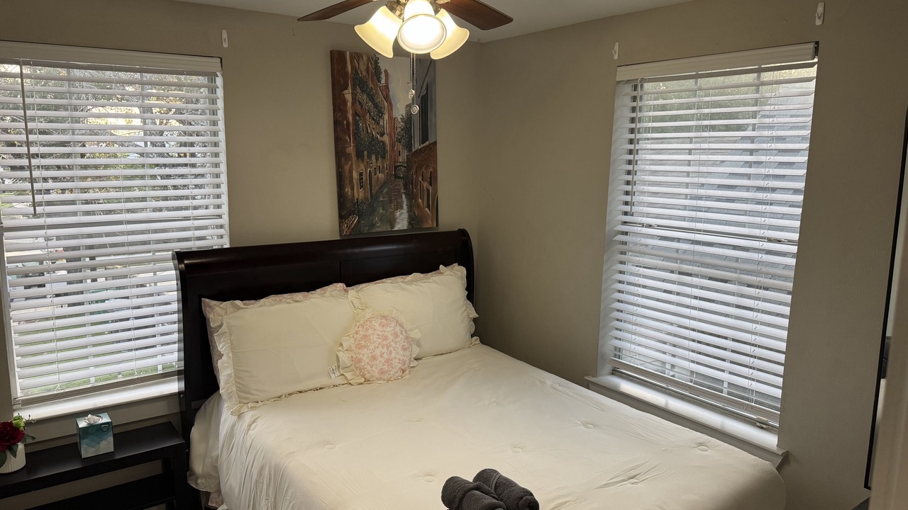 Photo of Bedroom in Greater East End