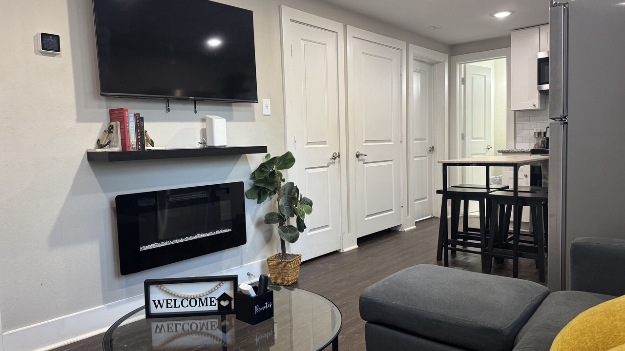 Photo of Livingroom in Greater East End